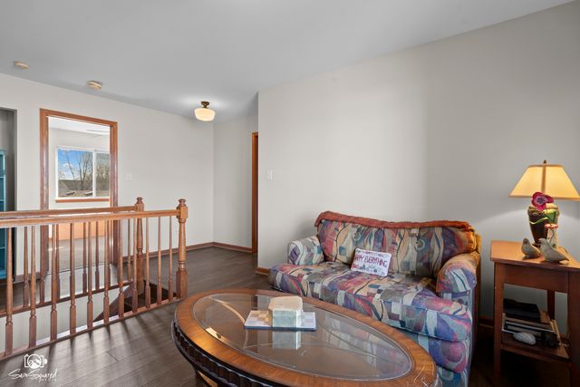 1064 N 129th Infantry Drive, Joliet, IL 60435