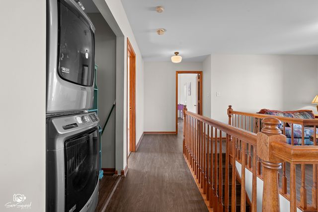 1064 N 129th Infantry Drive, Joliet, IL 60435