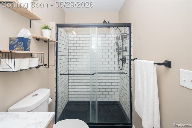 29931 Rosslyn Avenue, Garden City, MI 48135