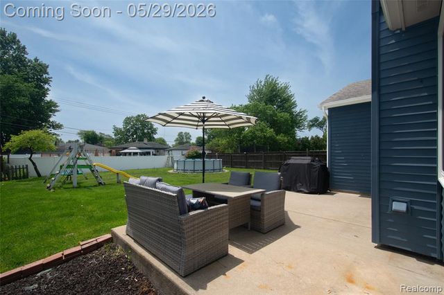29931 Rosslyn Avenue, Garden City, MI 48135