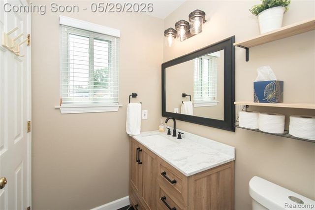 29931 Rosslyn Avenue, Garden City, MI 48135
