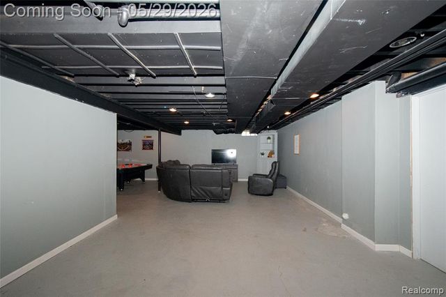 29931 Rosslyn Avenue, Garden City, MI 48135