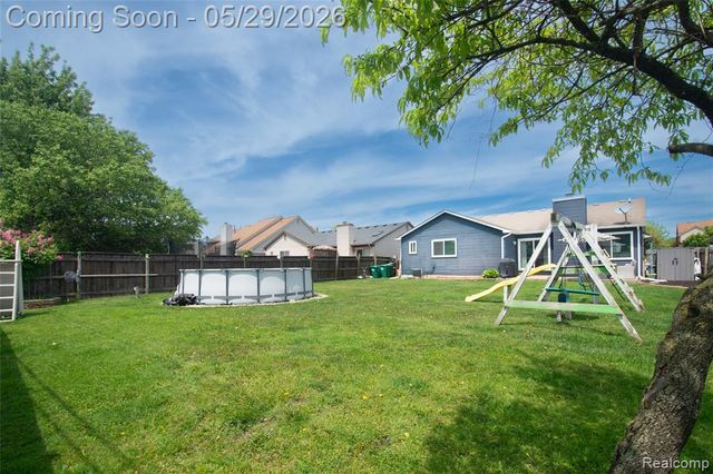 29931 Rosslyn Avenue, Garden City, MI 48135