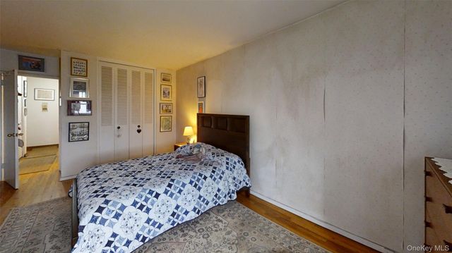 415 Gramatan Avenue 4F, Fleetwood, NY 10552