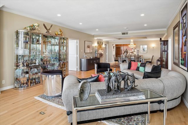 6335 W Northwest Highway 1117, Dallas, TX 75225