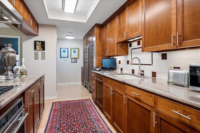 6335 W Northwest Highway 1117, Dallas, TX 75225
