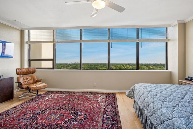 6335 W Northwest Highway 1117, Dallas, TX 75225