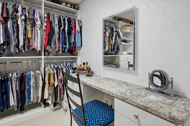 6335 W Northwest Highway 1117, Dallas, TX 75225
