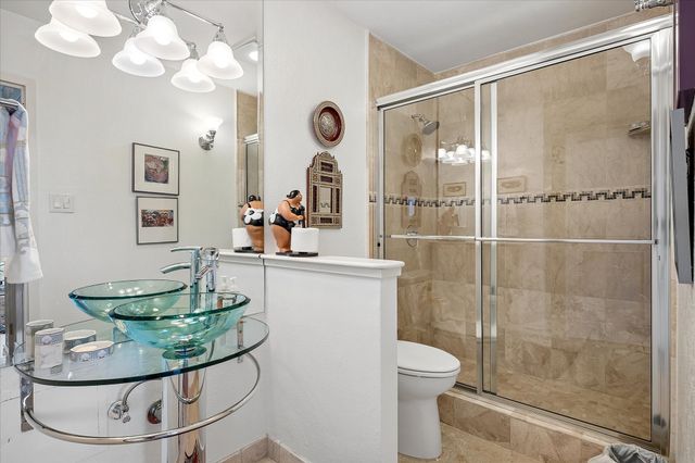 6335 W Northwest Highway 1117, Dallas, TX 75225
