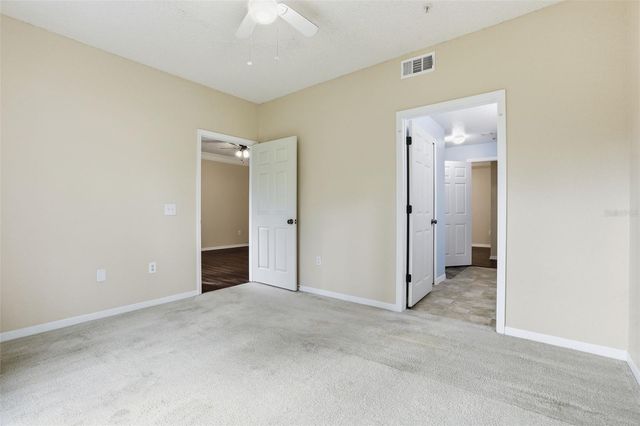 13103 MULBERRY PARK DRIVE 829, Orlando, FL 32821