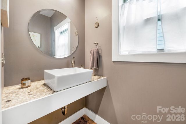 156 Bradley Street, Asheville, NC 28806