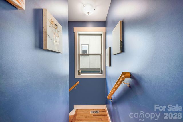 156 Bradley Street, Asheville, NC 28806
