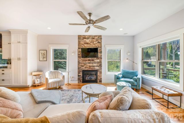 156 Bradley Street, Asheville, NC 28806