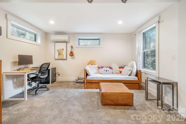 156 Bradley Street, Asheville, NC 28806