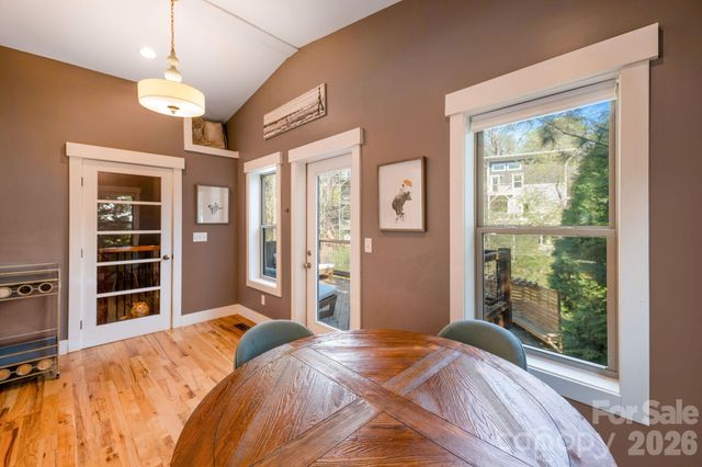 156 Bradley Street, Asheville, NC 28806