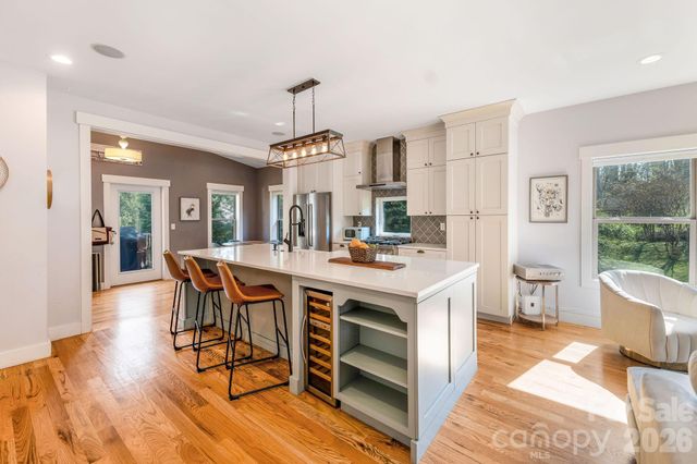 156 Bradley Street, Asheville, NC 28806
