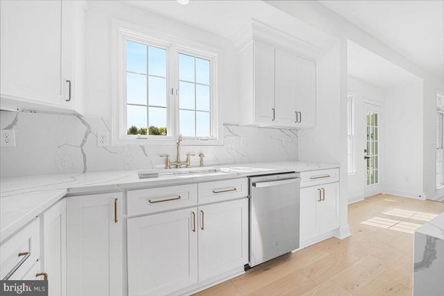 6201 BELMONT, Mount Airy, MD 21771