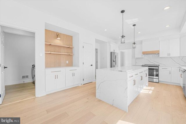 6201 BELMONT, Mount Airy, MD 21771