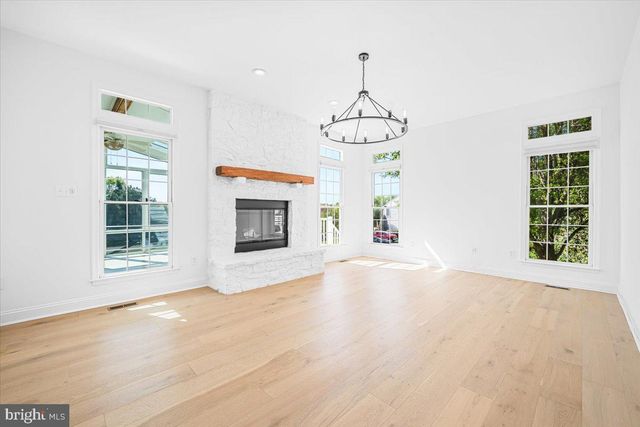 6201 BELMONT, Mount Airy, MD 21771