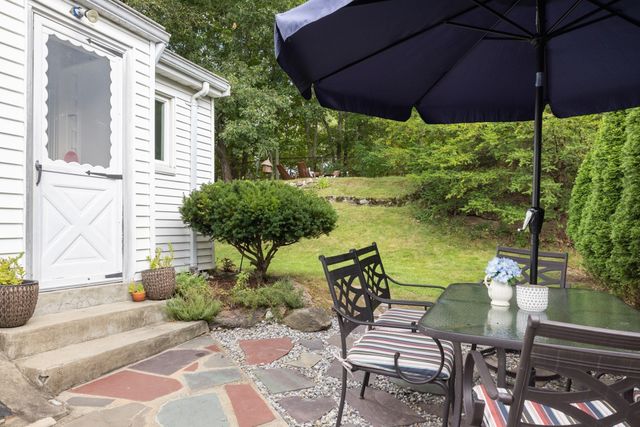154 Bellingham Rd, Brookline, MA 02467
