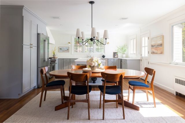 154 Bellingham Rd, Brookline, MA 02467