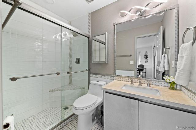 9235 W Hinsdale Place, Littleton, CO 80128