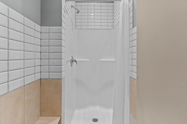 304R Lincoln Ave., Saugus, MA 01960