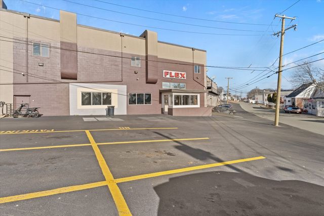 304R Lincoln Ave., Saugus, MA 01960