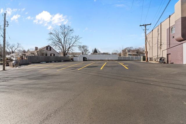 304R Lincoln Ave., Saugus, MA 01960