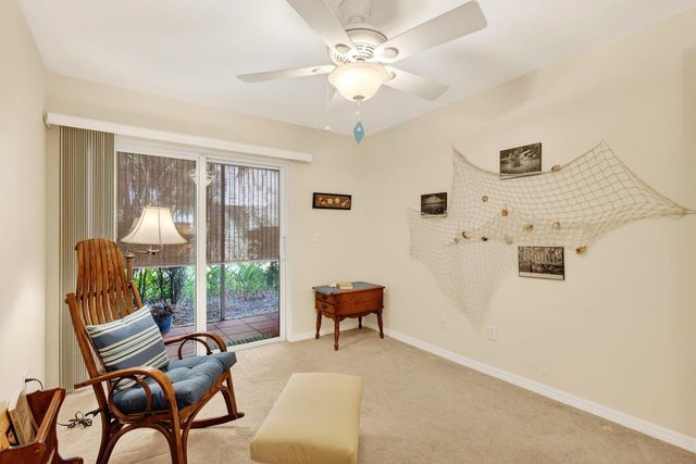 2929 SE Ocean Boulevard M4, Stuart, FL 34996