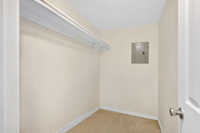2929 SE Ocean Boulevard M4, Stuart, FL 34996
