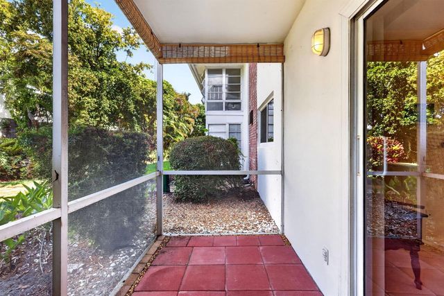 2929 SE Ocean Boulevard M4, Stuart, FL 34996