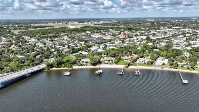2929 SE Ocean Boulevard M4, Stuart, FL 34996