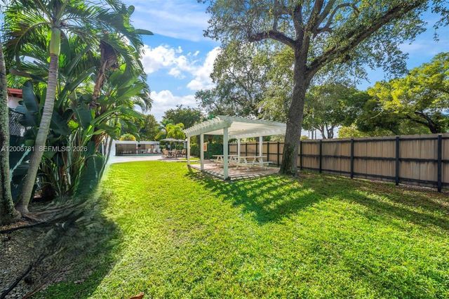 2160 SW 16th Ave 417, Miami, FL 33145