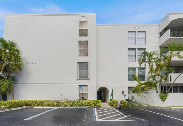 2160 SW 16th Ave 417, Miami, FL 33145