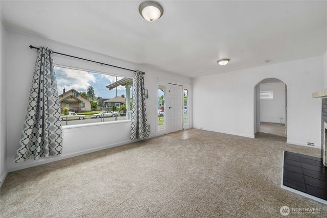 3802 S Ainsworth Avenue, Tacoma, WA 98418