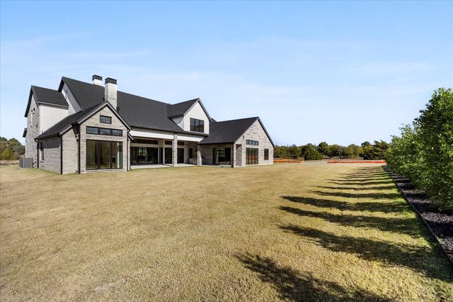 332 Longview Place, Heath, TX 75032