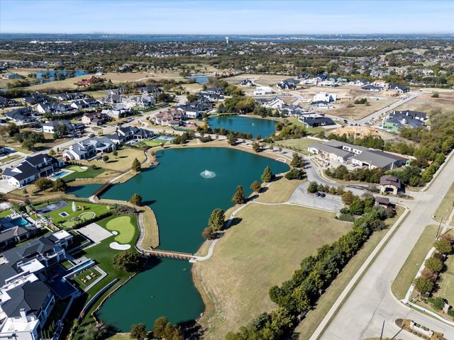 332 Longview Place, Heath, TX 75032