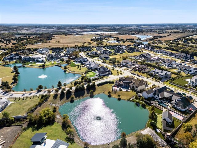 332 Longview Place, Heath, TX 75032