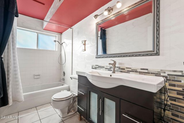 2130 Spice Street, Lancaster, CA 93536