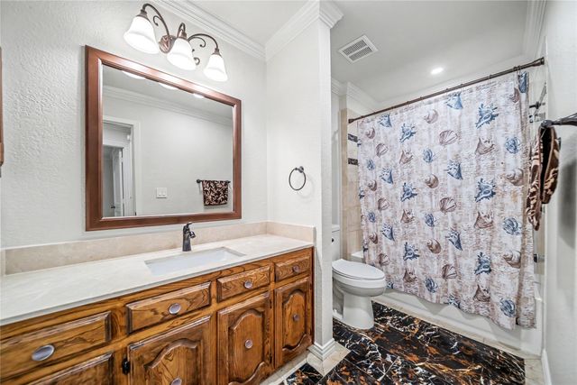 13407 Hedgeapple Drive, Dallas, TX 75243
