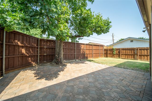 13407 Hedgeapple Drive, Dallas, TX 75243