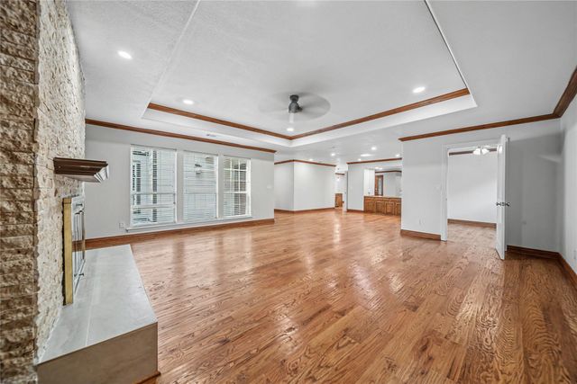 13407 Hedgeapple Drive, Dallas, TX 75243