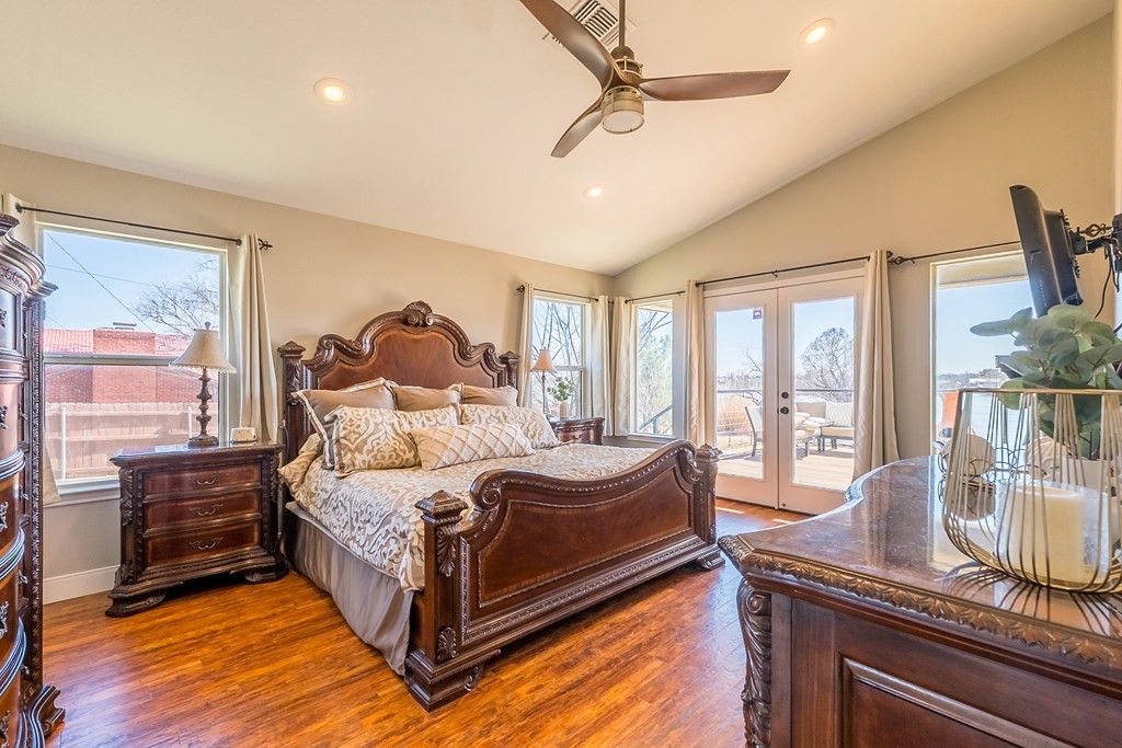 Image 11 of property listing at 2029 American Legion Road, San Angelo, TX 76904