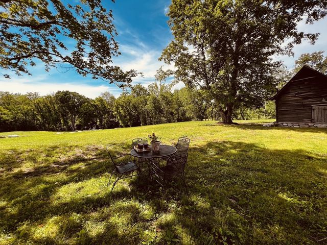 5006 Rock Springs Rd, Smyrna, TN 37167