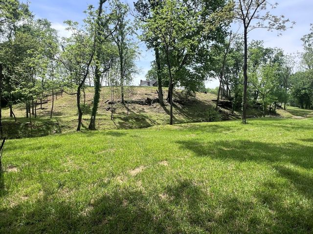 5006 Rock Springs Rd, Smyrna, TN 37167
