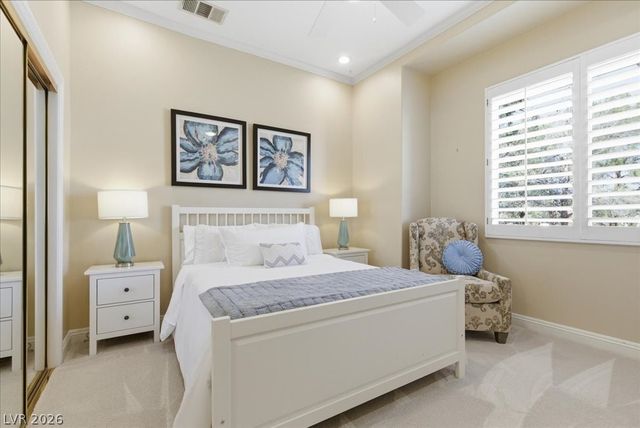 23 Sawgrass Court, Las Vegas, NV 89113