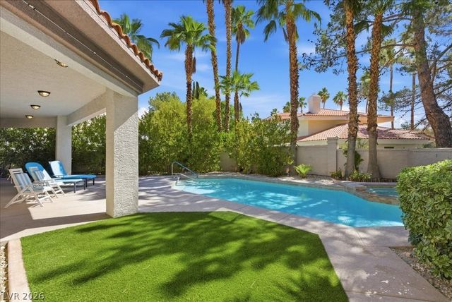 23 Sawgrass Court, Las Vegas, NV 89113