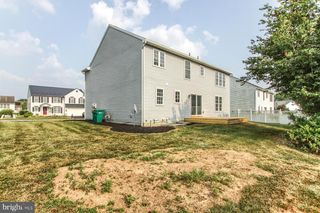 3 MEMORY LN, Enola, PA 17025