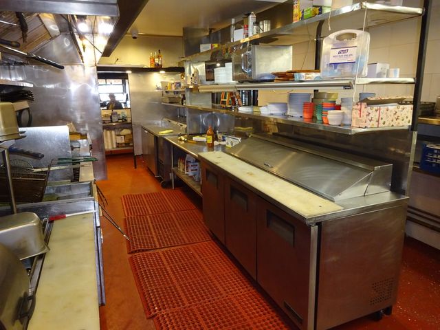 3246 N Central Avenue, Chicago, IL 60634